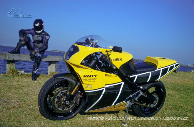 Upravená Yamaha RZV500R: Opravdové GP na silnici