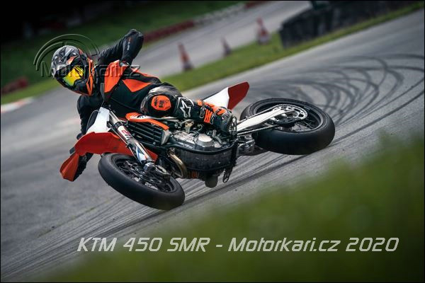 KTM vrací do hry ostré supermoto 450 SMR