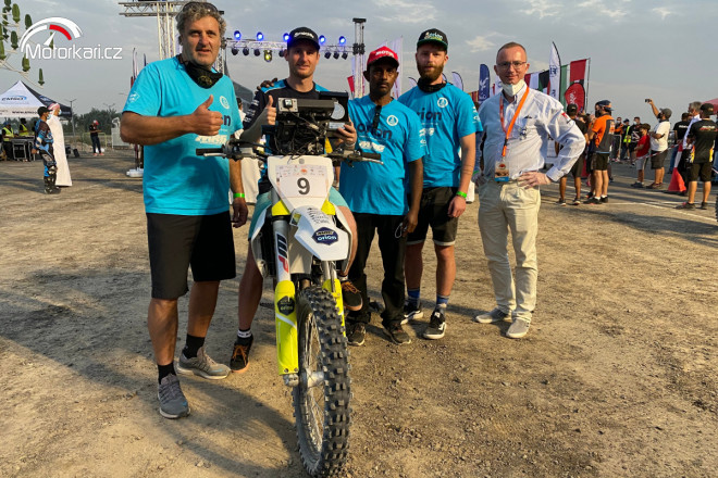 Z Dubaje odváží Michek a Orion – Moto Racing Group cenné body za druhé místo