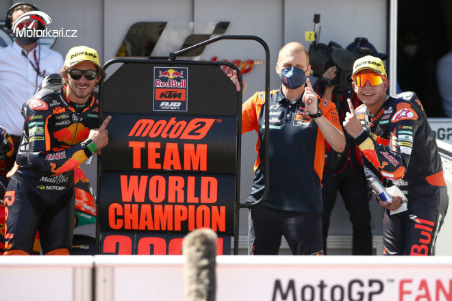 Red Bull KTM Ajo už má titul v soutěži týmů Moto2 jistý