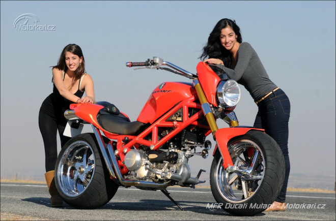 Powerchopper MFR Ducati Mutant: Desmo deviant z JAR