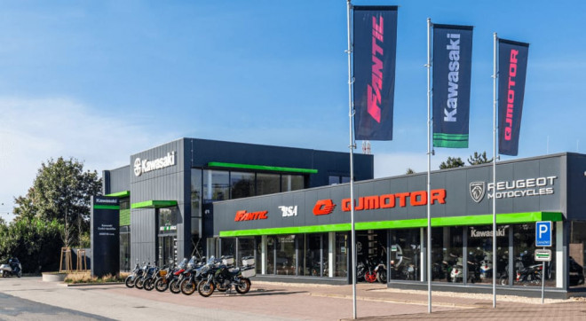 QJMotor, Kawasaki, Fantic, BSA. V Modřicích proběhne velký testovací den