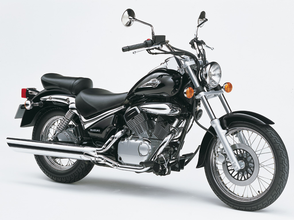 Suzuki VL 125 Intruder Katalog motocyklů a motokatalog